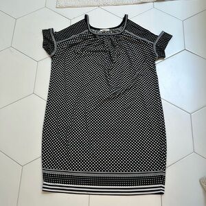 Max studio. Unique polkadot dress.